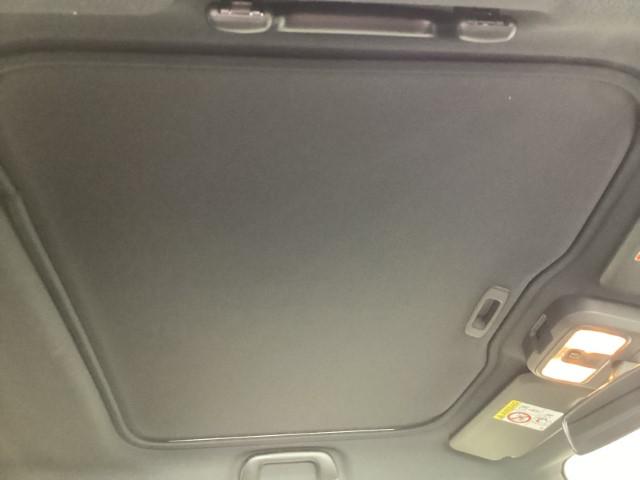 タフト Ｘ　届出済未使用車　バックカメラ　ガラスルーフ　衝突被害軽減システム　車線逸脱警報　クリアランスソナー　オートマチックハイビーム　オートエアコン　ＬＥＤヘッド　スマートキー　アイドリングストップ　軽自動車（51枚目）