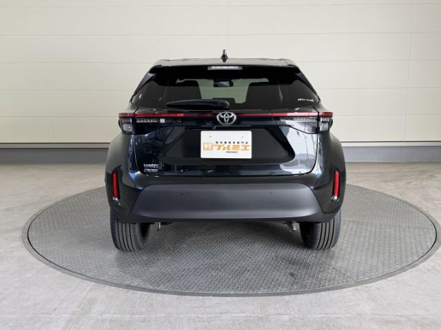 ヤリスクロス Z 登録済未使用車 純正ディスプレイオーディオ パノラミックビューモニター ETC2.0 シートヒーター ステアリングヒーター トヨタセーフティセンス LEDヘッドライト(9枚目)