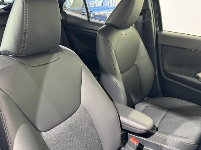 ヤリスクロス Z 登録済未使用車 純正ディスプレイオーディオ パノラミックビューモニター ETC2.0 シートヒーター ステアリングヒーター トヨタセーフティセンス LEDヘッドライト(19枚目)