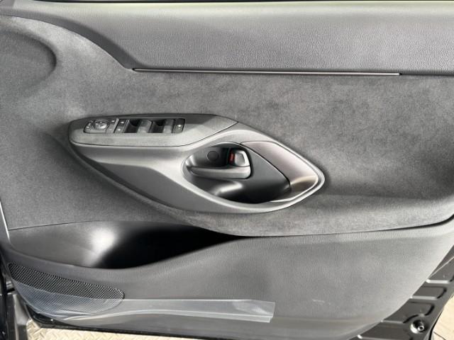 ヤリスクロス Z 登録済未使用車 純正ディスプレイオーディオ パノラミックビューモニター ETC2.0 シートヒーター ステアリングヒーター トヨタセーフティセンス LEDヘッドライト(21枚目)