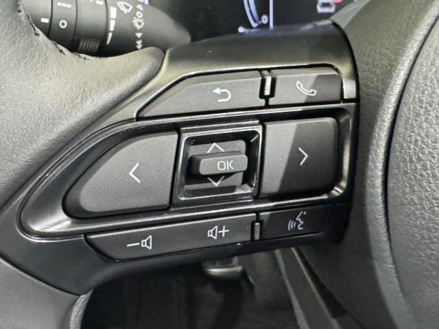 ヤリスクロス Z 登録済未使用車 純正ディスプレイオーディオ パノラミックビューモニター ETC2.0 シートヒーター ステアリングヒーター トヨタセーフティセンス LEDヘッドライト(29枚目)