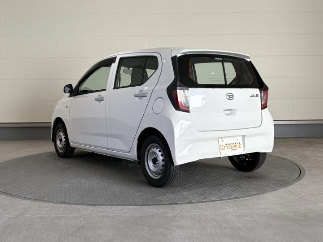 ミライース Ｂ　ちょい乗り車　キーレスエントリー　アイドリングストップ　デジタルメーター　軽自動車　オートライト　衝突安全ボディ　ＣＶＴ　盗難防止システム（8枚目）