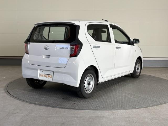 ミライース Ｂ　ちょい乗り車　キーレスエントリー　アイドリングストップ　デジタルメーター　軽自動車　オートライト　衝突安全ボディ　ＣＶＴ　盗難防止システム（10枚目）