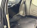 　届出済未使用車　衝突軽減ブレーキ　プッシュスタート　オートエアコン　電動格納ミラー　オートライト　アームレスト　ステアリングリモコン　シートリフター　軽自動車（49枚目）