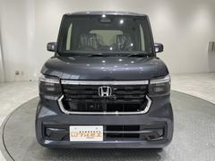 グループ年間販売台数は４，０００台以上！！大量販売・大量仕入によって低価格での提供を実現しています！ 2