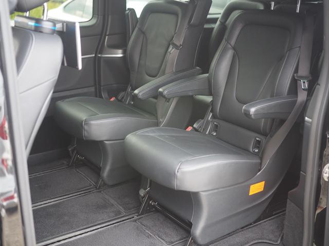 Ｖクラス Ｖ２２０ｄ　スポーツ　ロング　正規ディーラー車／リアモニター左右／黒革シート／地デジ／純正ナビ／ＥＴＣ／禁煙車／Ｂｌｕｅｔｏｏｔｈ機能（7枚目）