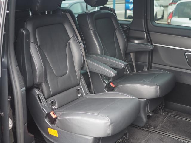 Ｖクラス Ｖ２２０ｄ　スポーツ　ロング　正規ディーラー車／リアモニター左右／黒革シート／地デジ／純正ナビ／ＥＴＣ／禁煙車／Ｂｌｕｅｔｏｏｔｈ機能（22枚目）