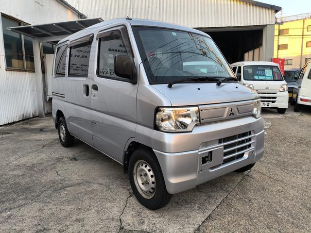 ミニキャブバン ＤＸ　エアコン　ダブルエアバック　パワステ　最積載量３５０ｋｇ　レギュラーガソリン車　両側スライドドア　３速オートマ　スモークフィルム　レベライザー　ＥＴＣ　純正デッキ　キーレスエントリー　ＬＥＤヘッド（4枚目）