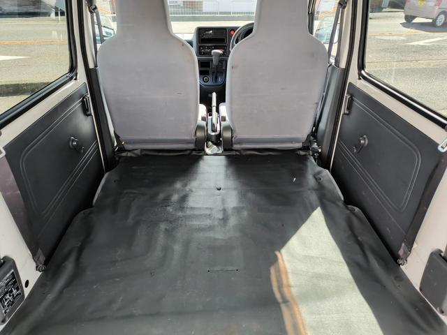 サンバーバン トランスポーター　ハイルーフ　エアコン　ダブルエアバック　パワステ　最積載量３５０ｋｇ　レギュラーガソリン車　両側スライドドア　４速ＡＴ　タイミングチェーン　レベライザー　スモークフィルム　キーレス　パワーウインドウ（49枚目）