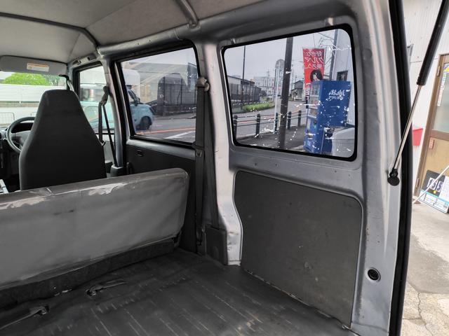 クリッパーバン ＤＸ　エアコン　ダブルエアバック　パワステ　最積載量３５０ｋｇ　レギュラーガソリン車　両側スライドドア　３速オートマ　スモークフィルム　レベライザー　ＥＴＣ　純正デッキ（43枚目）