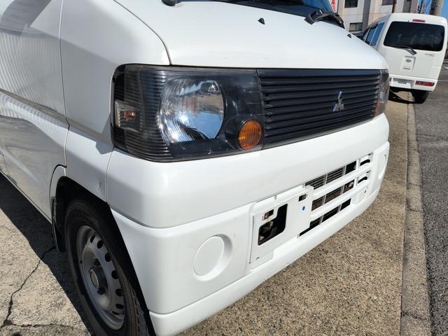 ミニキャブバン ＤＸ　エアコン　ダブルエアバック　パワステ　最積載量３５０ｋｇ　レギュラーガソリン車　両側スライドドア　３速オートマ　レベライザー　純正デッキ　禁煙車　タイミングベルト交換済（20枚目）