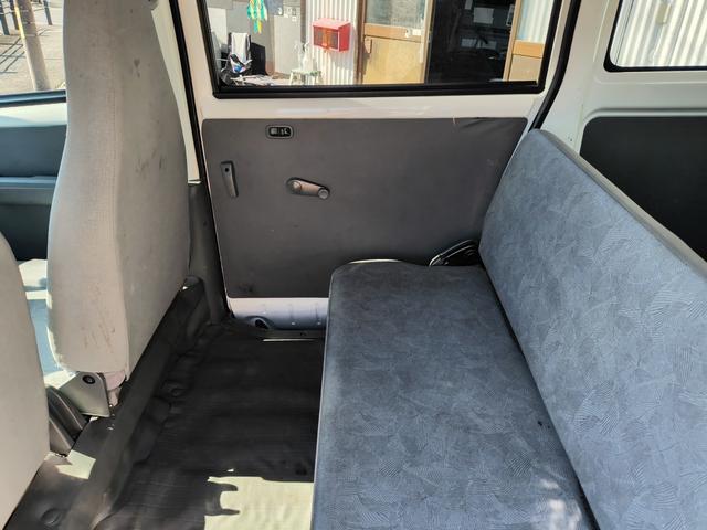 ミニキャブバン ＤＸ　エアコン　ダブルエアバック　パワステ　最積載量３５０ｋｇ　レギュラーガソリン車　両側スライドドア　３速オートマ　レベライザー　純正デッキ　禁煙車　タイミングベルト交換済（45枚目）