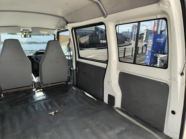 ミニキャブバン ＤＸ　エアコン　ダブルエアバック　パワステ　最積載量３５０ｋｇ　レギュラーガソリン車　両側スライドドア　３速オートマ　レベライザー　純正デッキ　禁煙車　タイミングベルト交換済（51枚目）
