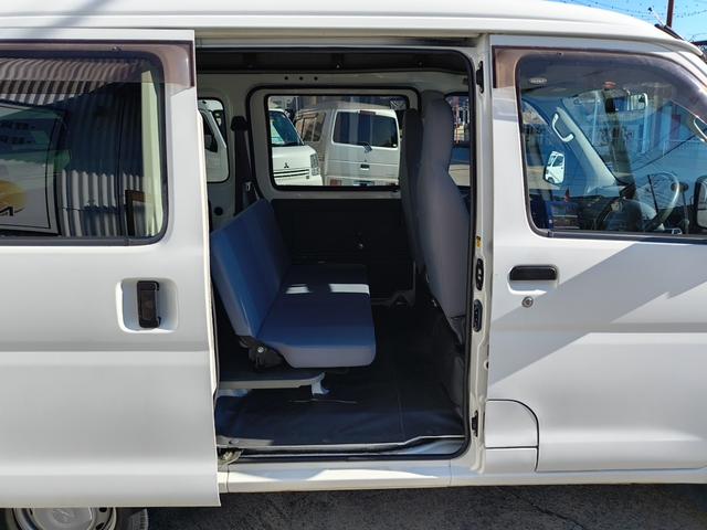 ハイゼットカーゴ ＤＸ　ハイルーフ　エアコン　ダブルエアバック　パワステ　最積載量３５０ｋｇ　レギュラーガソリン車　両側スライドドア　４速オートマ　タイミングチェーン　レベライザー　ナビ　ＣＤ　オーバーヘッドコンソール（39枚目）