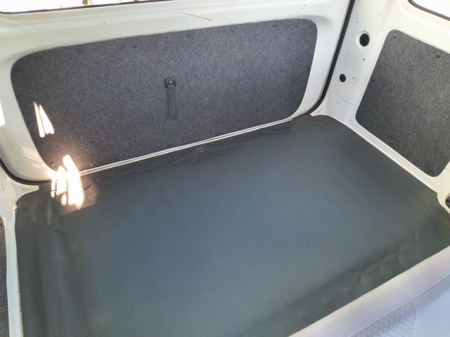 ハイゼットカーゴ ＤＸ　ハイルーフ　エアコン　ダブルエアバック　パワステ　最積載量３５０ｋｇ　レギュラーガソリン車　両側スライドドア　４速オートマ　タイミングチェーン　レベライザー　ナビ　ＣＤ　オーバーヘッドコンソール（46枚目）