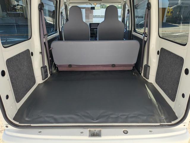 ハイゼットカーゴ ＤＸ　ハイルーフ　エアコン　ダブルエアバック　パワステ　最積載量３５０ｋｇ　レギュラーガソリン車　両側スライドドア　４速オートマ　タイミングチェーン　レベライザー　ナビ　ＣＤ　オーバーヘッドコンソール（48枚目）