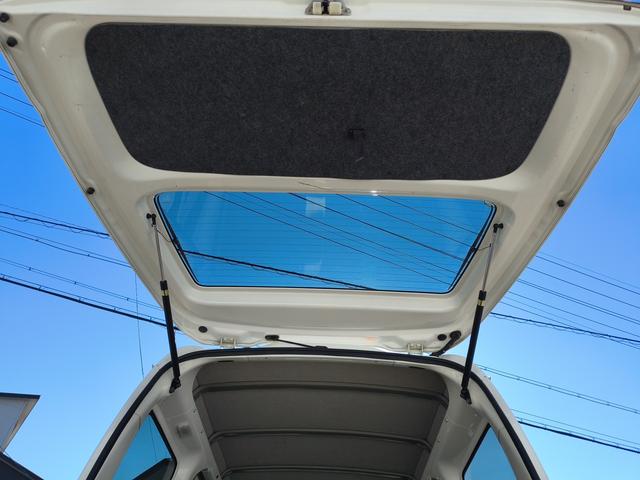 ハイゼットカーゴ ＤＸ　ハイルーフ　エアコン　ダブルエアバック　パワステ　最積載量３５０ｋｇ　レギュラーガソリン車　両側スライドドア　４速オートマ　タイミングチェーン　レベライザー　ナビ　ＣＤ　オーバーヘッドコンソール（54枚目）