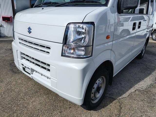 エブリイ ＰＣ　エアコン　ダブルエアバック　パワステ　最積載量３５０ｋｇ　レギュラーガソリン車　両側スライドドア　３速オートマ　レベライザー　パワーウインドウ　キーレス　走行距離８万キロ台（24枚目）