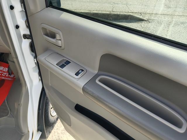 エブリイ ＰＣ　エアコン　ダブルエアバック　パワステ　最積載量３５０ｋｇ　レギュラーガソリン車　両側スライドドア　３速オートマ　レベライザー　パワーウインドウ　キーレス　走行距離８万キロ台（28枚目）