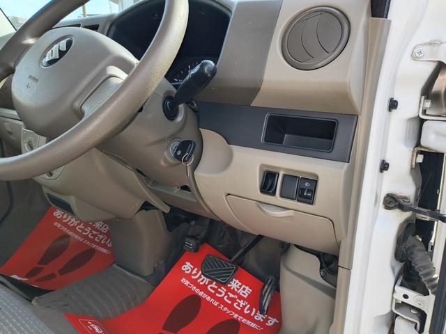 エブリイ ＰＣ　エアコン　ダブルエアバック　パワステ　最積載量３５０ｋｇ　レギュラーガソリン車　両側スライドドア　３速オートマ　レベライザー　パワーウインドウ　キーレス　走行距離８万キロ台（30枚目）
