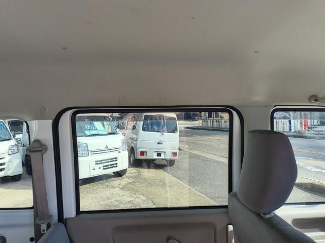 エブリイ ＰＣ　エアコン　ダブルエアバック　パワステ　最積載量３５０ｋｇ　レギュラーガソリン車　両側スライドドア　３速オートマ　レベライザー　パワーウインドウ　キーレス　走行距離８万キロ台（40枚目）