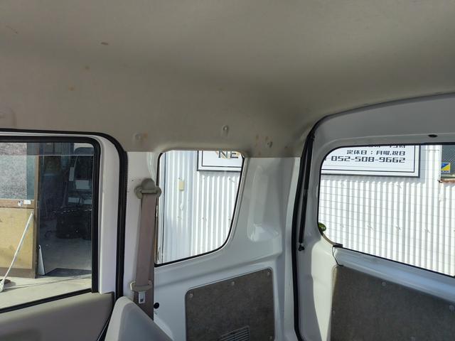 エブリイ ＰＣ　エアコン　ダブルエアバック　パワステ　最積載量３５０ｋｇ　レギュラーガソリン車　両側スライドドア　３速オートマ　レベライザー　パワーウインドウ　キーレス　走行距離８万キロ台（57枚目）