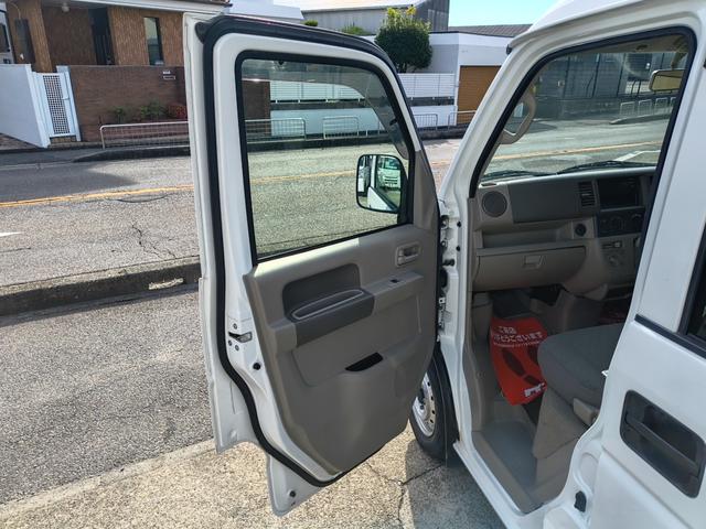 エブリイ ＰＣ　エアコン　ダブルエアバック　パワステ　最積載量３５０ｋｇ　レギュラーガソリン車　両側スライドドア　３速オートマ　レベライザー　パワーウインドウ　キーレス　走行距離８万キロ台（60枚目）