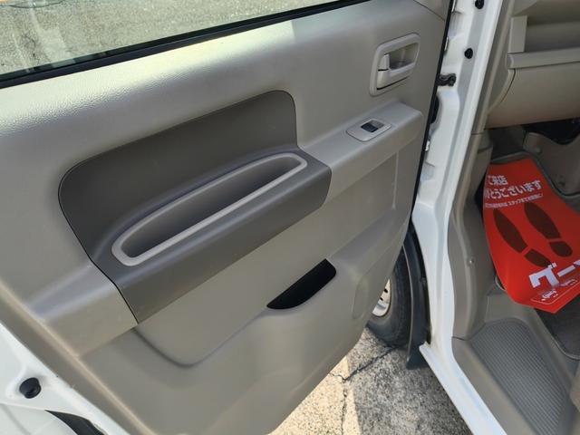 エブリイ ＰＣ　エアコン　ダブルエアバック　パワステ　最積載量３５０ｋｇ　レギュラーガソリン車　両側スライドドア　３速オートマ　レベライザー　パワーウインドウ　キーレス　走行距離８万キロ台（61枚目）