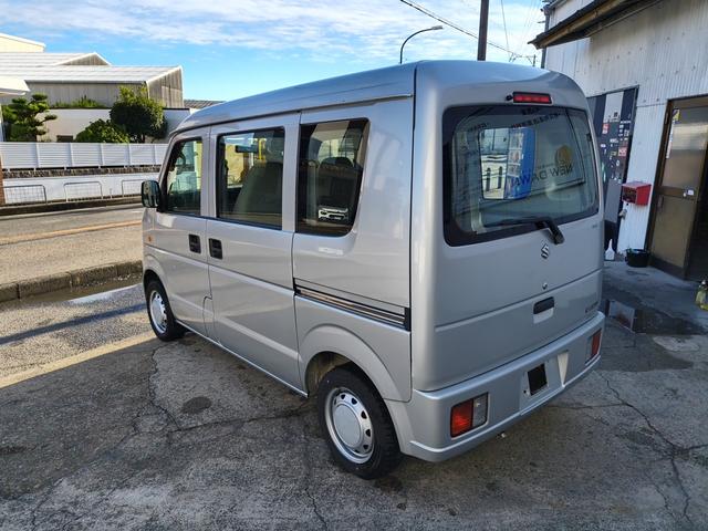 エブリイ ＰＡ　エアコン　ダブルエアバック　パワステ　最積載量３５０ｋｇ　レギュラーガソリン車　両側スライドドア　３速オートマ　レベライザー　走行距離９万キロ台（8枚目）