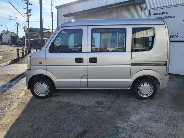 エブリイ ＰＡ　エアコン　ダブルエアバック　パワステ　最積載量３５０ｋｇ　レギュラーガソリン車　両側スライドドア　３速オートマ　レベライザー　走行距離９万キロ台（9枚目）
