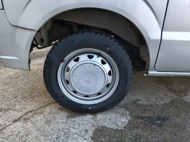 エブリイ ＰＡ　エアコン　ダブルエアバック　パワステ　最積載量３５０ｋｇ　レギュラーガソリン車　両側スライドドア　３速オートマ　レベライザー　走行距離９万キロ台（16枚目）