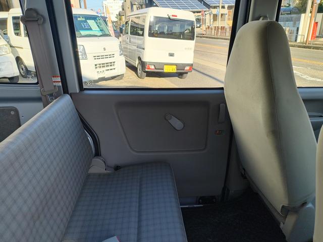 エブリイ ＰＡ　エアコン　ダブルエアバック　パワステ　最積載量３５０ｋｇ　レギュラーガソリン車　両側スライドドア　３速オートマ　レベライザー　走行距離９万キロ台（39枚目）