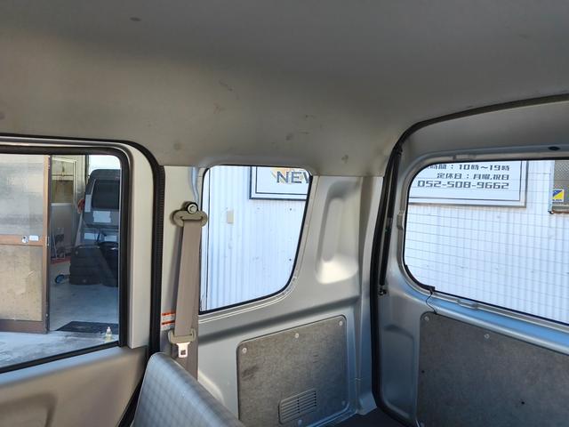 エブリイ ＰＡ　エアコン　ダブルエアバック　パワステ　最積載量３５０ｋｇ　レギュラーガソリン車　両側スライドドア　３速オートマ　レベライザー　走行距離９万キロ台（59枚目）