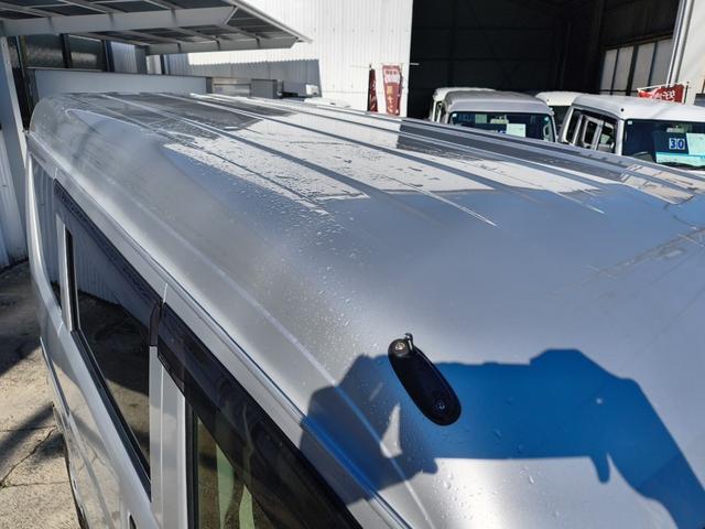 エブリイ ＰＣ　エアコン　Ｗエアバック　パワステ　３５０ｋｇ　レギュラーガソリン車　両側スライドドア　５速オートマ　レベライザー　パワーウインドウ　社外オーディオ　キーレス　禁煙車　オーバーヘッドコンソール　ＥＴＣ（22枚目）