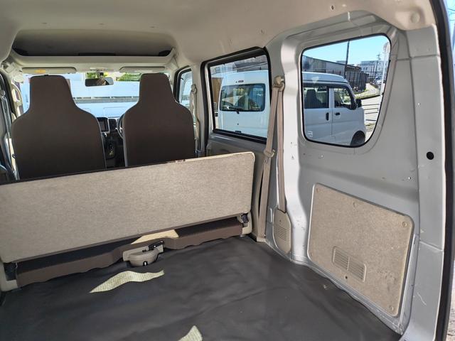 エブリイ ＰＣ　エアコン　Ｗエアバック　パワステ　３５０ｋｇ　レギュラーガソリン車　両側スライドドア　５速オートマ　レベライザー　パワーウインドウ　社外オーディオ　キーレス　禁煙車　オーバーヘッドコンソール　ＥＴＣ（52枚目）