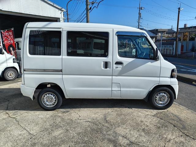 ミニキャブバン CD エアコン ダブルエアバック パワステ 最積載量350kg レギュラーガソリン車 両側スライドドア 3速オートマ レベライザー パワーウインドウ 純正デッキ キーレス ETC(5枚目)