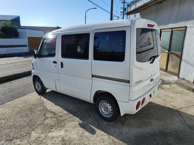 ミニキャブバン CD エアコン ダブルエアバック パワステ 最積載量350kg レギュラーガソリン車 両側スライドドア 3速オートマ レベライザー パワーウインドウ 純正デッキ キーレス ETC(8枚目)