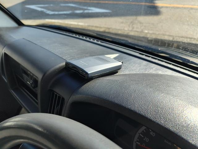 ミニキャブバン CD エアコン ダブルエアバック パワステ 最積載量350kg レギュラーガソリン車 両側スライドドア 3速オートマ レベライザー パワーウインドウ 純正デッキ キーレス ETC(31枚目)