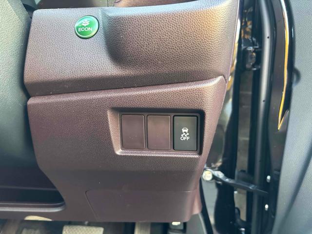 N-WGNカスタム G 4WD ドライブレコーダー バックカメラ ナビ HID スマートキー アイドリングストップ ベンチシート CVT 盗難防止システム ABS ESC アルミホイール 衝突安全ボディ エアコン(28枚目)