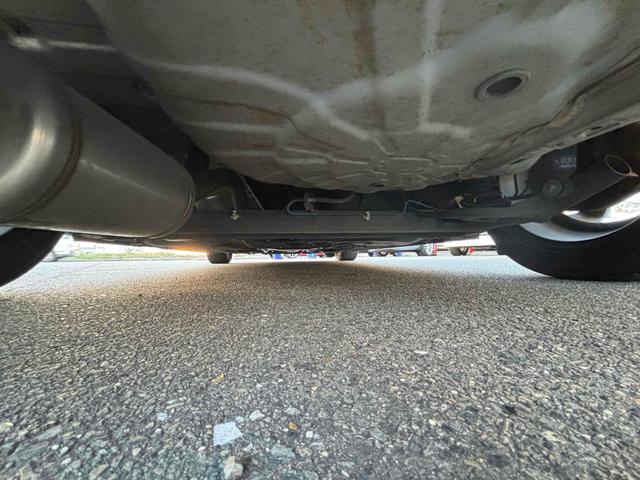 キューブ 15X Vセレクション ETC バックカメラ TV アルミホイール スマートキー アイドリングストップ 電動格納ミラー CVT 盗難防止システム 衝突安全ボディ ベンチシート ABS CD USB ローダウン車高調 ホイール(19枚目)