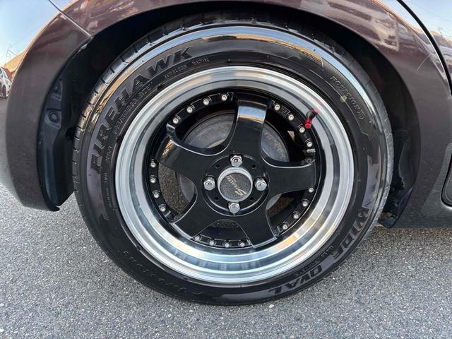 キューブ 15X Vセレクション ETC バックカメラ TV アルミホイール スマートキー アイドリングストップ 電動格納ミラー CVT 盗難防止システム 衝突安全ボディ ベンチシート ABS CD USB ローダウン車高調 ホイール(20枚目)