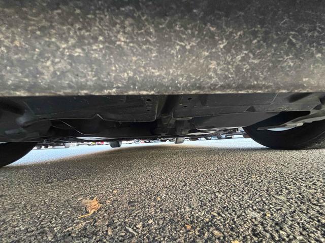 キューブ 15X Vセレクション ETC バックカメラ TV アルミホイール スマートキー アイドリングストップ 電動格納ミラー CVT 盗難防止システム 衝突安全ボディ ベンチシート ABS CD USB ローダウン車高調 ホイール(22枚目)