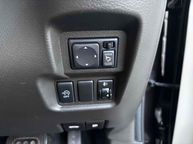 キューブ 15X Vセレクション ETC バックカメラ TV アルミホイール スマートキー アイドリングストップ 電動格納ミラー CVT 盗難防止システム 衝突安全ボディ ベンチシート ABS CD USB ローダウン車高調 ホイール(29枚目)