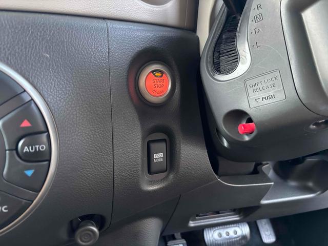 キューブ 15X Vセレクション ETC バックカメラ TV アルミホイール スマートキー アイドリングストップ 電動格納ミラー CVT 盗難防止システム 衝突安全ボディ ベンチシート ABS CD USB ローダウン車高調 ホイール(30枚目)