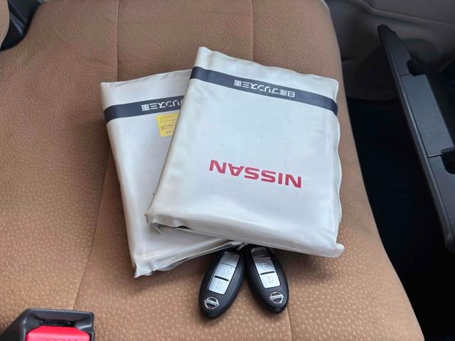 キューブ 15X Vセレクション ETC バックカメラ TV アルミホイール スマートキー アイドリングストップ 電動格納ミラー CVT 盗難防止システム 衝突安全ボディ ベンチシート ABS CD USB ローダウン車高調 ホイール(51枚目)