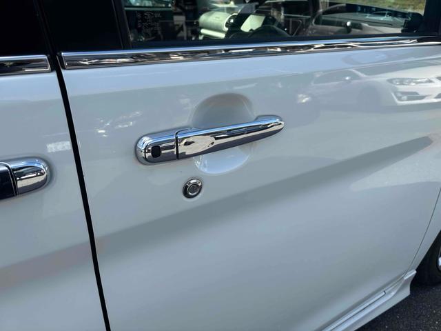 タント カスタムX SA デジタルミラー 車高調 ナビ TV 衝突被害軽減システム LEDヘッドランプ スマートキー アイドリングストップ ベンチシート CVT 盗難防止システム ABS ESC CD USB(29枚目)