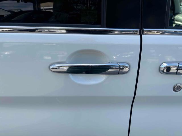 タント カスタムX SA デジタルミラー 車高調 ナビ TV 衝突被害軽減システム LEDヘッドランプ スマートキー アイドリングストップ ベンチシート CVT 盗難防止システム ABS ESC CD USB(30枚目)