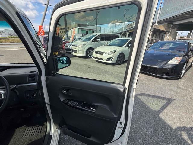 タント カスタムX SA デジタルミラー 車高調 ナビ TV 衝突被害軽減システム LEDヘッドランプ スマートキー アイドリングストップ ベンチシート CVT 盗難防止システム ABS ESC CD USB(31枚目)