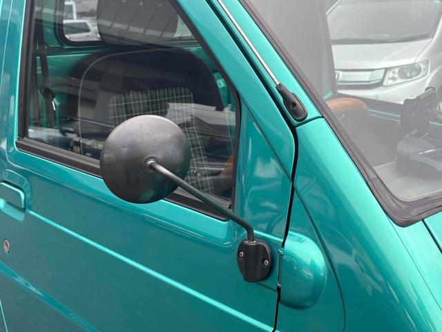 ミゼットII Ｄタイプ　フロア５ＭＴ車　社外マフラー　社外ホイール　社外テールランプ　社外シフトノブ　社外シート　社外ハンドル　社外ヘッドライト　社外キーレス　Ｂｌｕｅｔｏｏｔｈ機能　ＡＵＸ　車検Ｒ９年４月（16枚目）