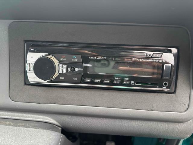 ミゼットII Ｄタイプ　フロア５ＭＴ車　社外マフラー　社外ホイール　社外テールランプ　社外シフトノブ　社外シート　社外ハンドル　社外ヘッドライト　社外キーレス　Ｂｌｕｅｔｏｏｔｈ機能　ＡＵＸ　車検Ｒ９年４月（26枚目）